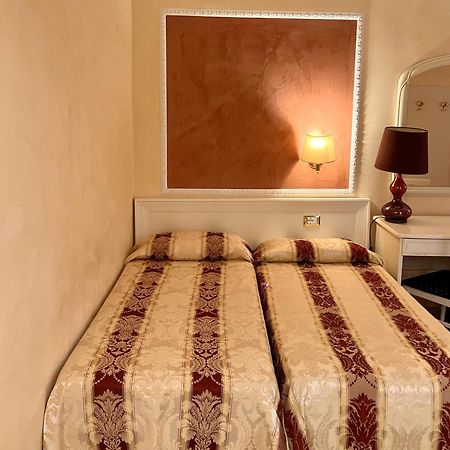 Hotel Erdarelli Roma Ngoại thất bức ảnh