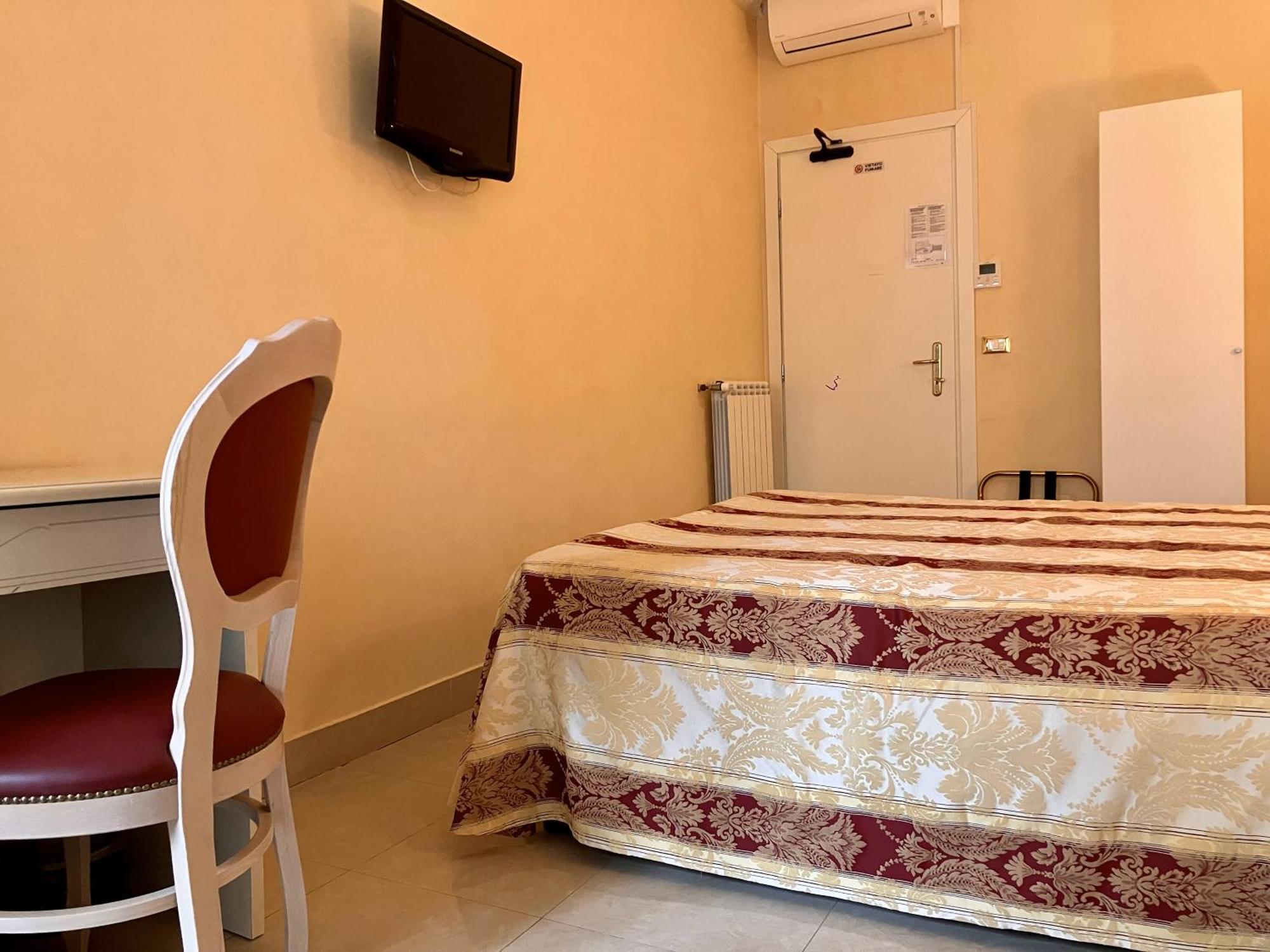 Hotel Erdarelli Roma Ngoại thất bức ảnh