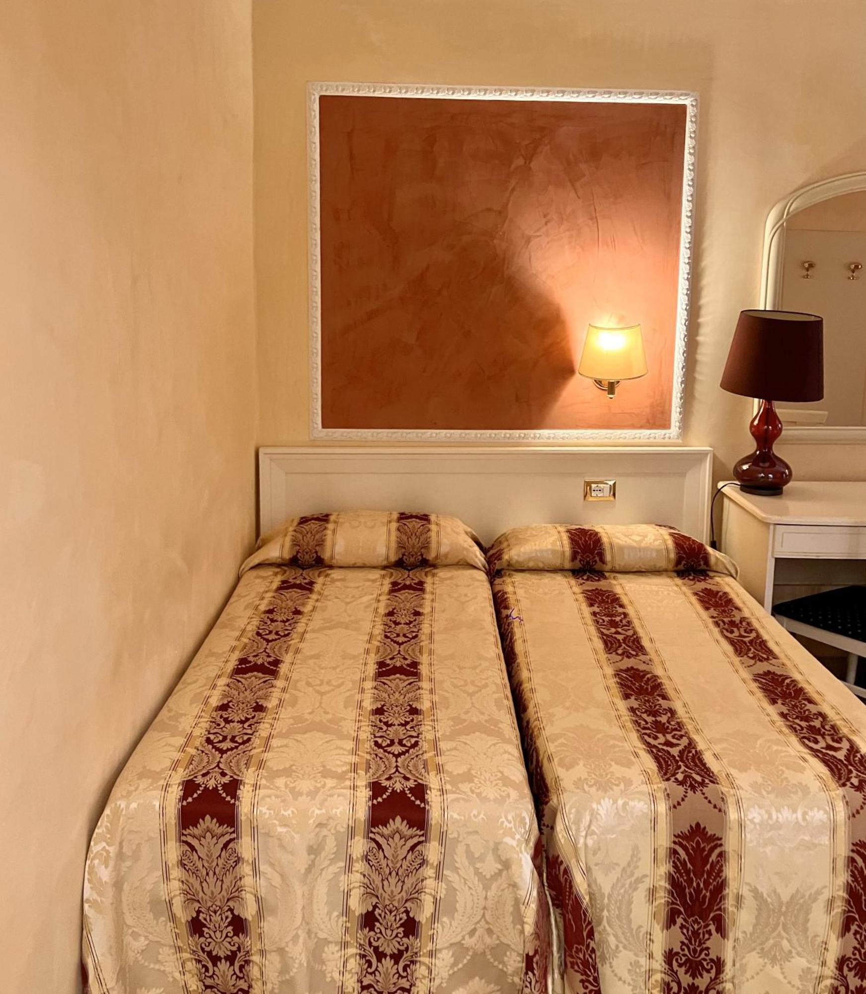 Hotel Erdarelli Roma Ngoại thất bức ảnh